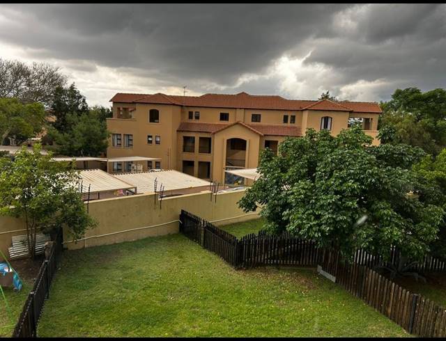 2 BEDROOM APARTMENT FOR SALE IN NOORDWYK